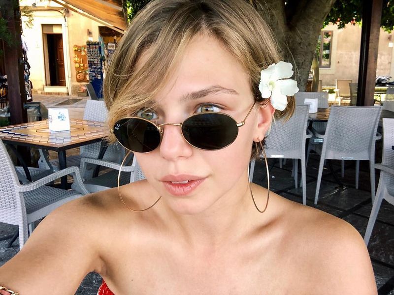 Таисия Вилкова опубликовала пляжное фото с отдыха на Сицилии