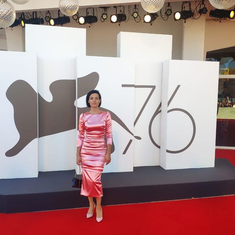 Звезда «Измен» Надежда Борисова похвасталась знакомством со Стелланом Скарсгардом