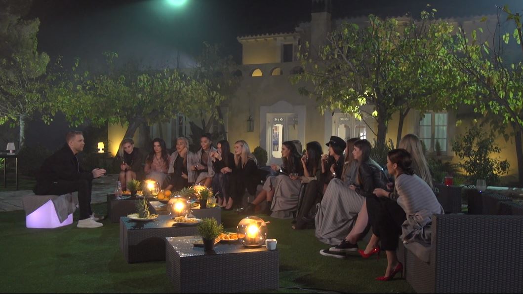 где снимают холостяк